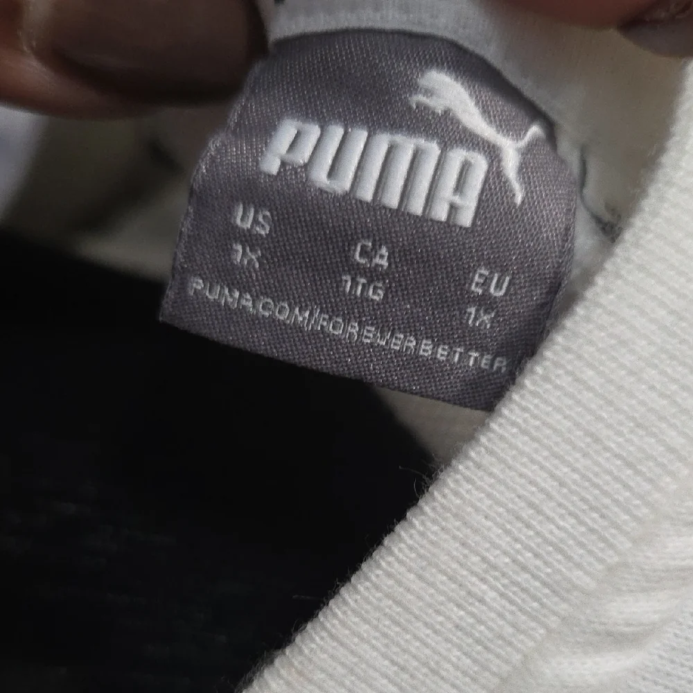 Puma White Shirt with Gray Logo Tag - Picture 2 of 6
